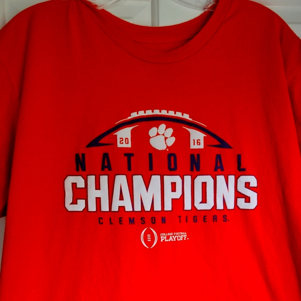 Various Clemson T-shirts (7 in bundle) BUNDLE #1